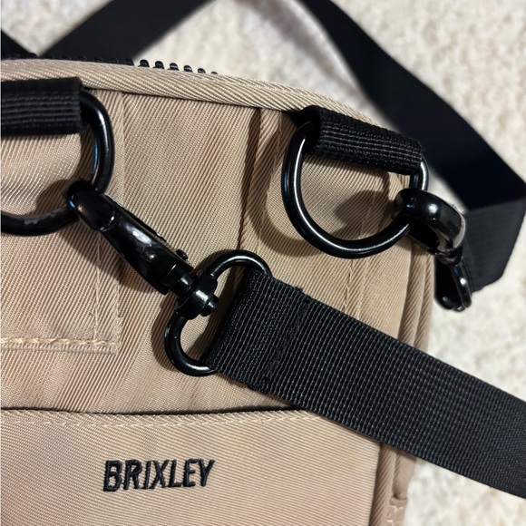 Brixley crossbody bag like new tan - Picture 6 of 9
